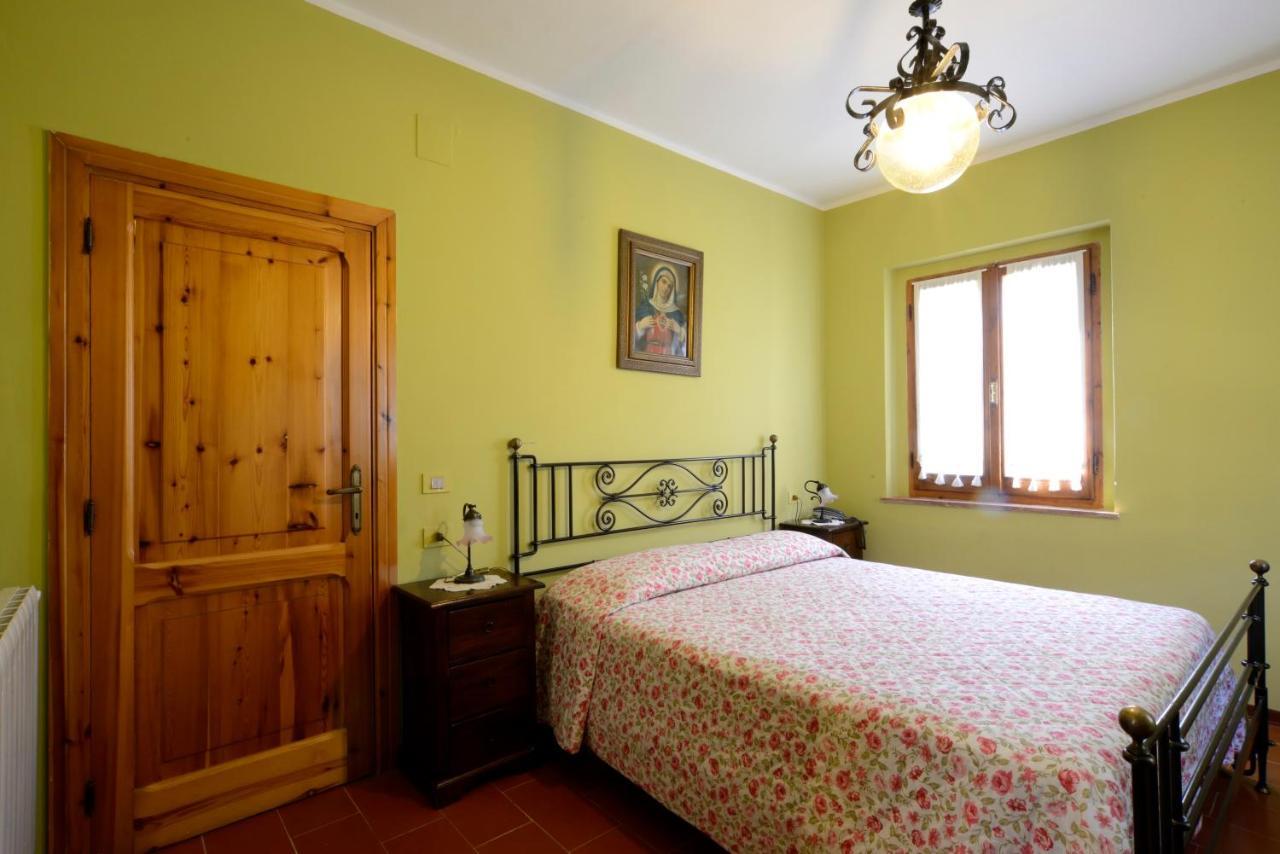 Le Querce Di Assisi Guest House Piano Delle Pieve ภายนอก รูปภาพ